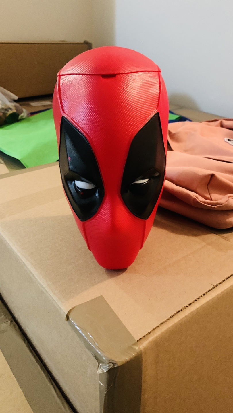 Deadpool Head Shaped Container - photo 3