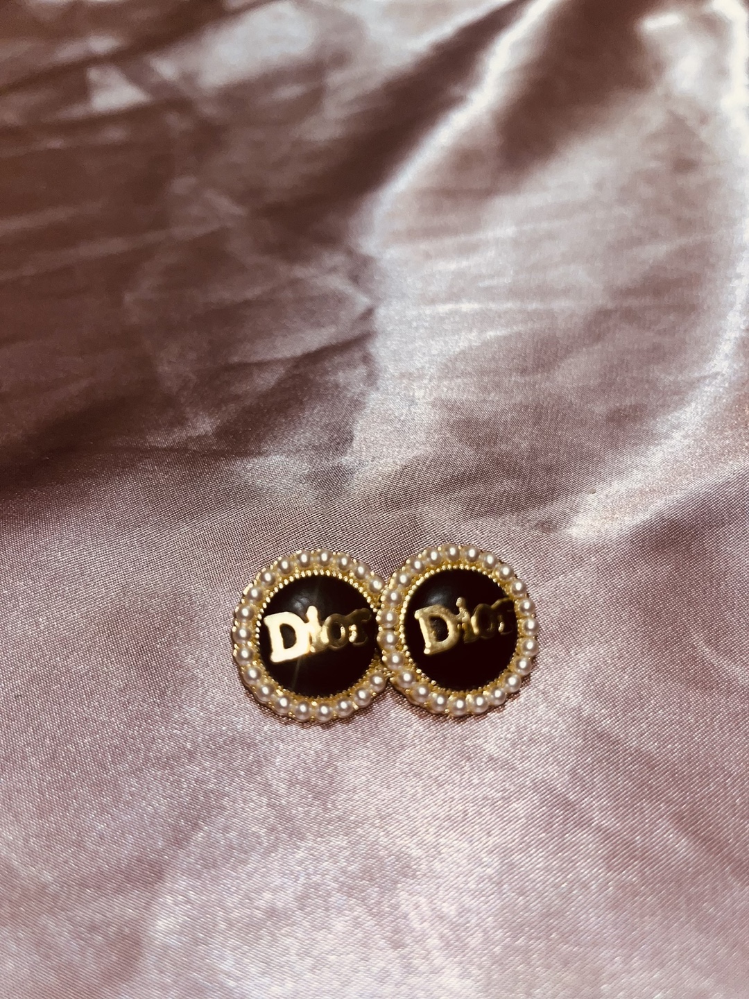 Dior Pearl Earrings - photo 3