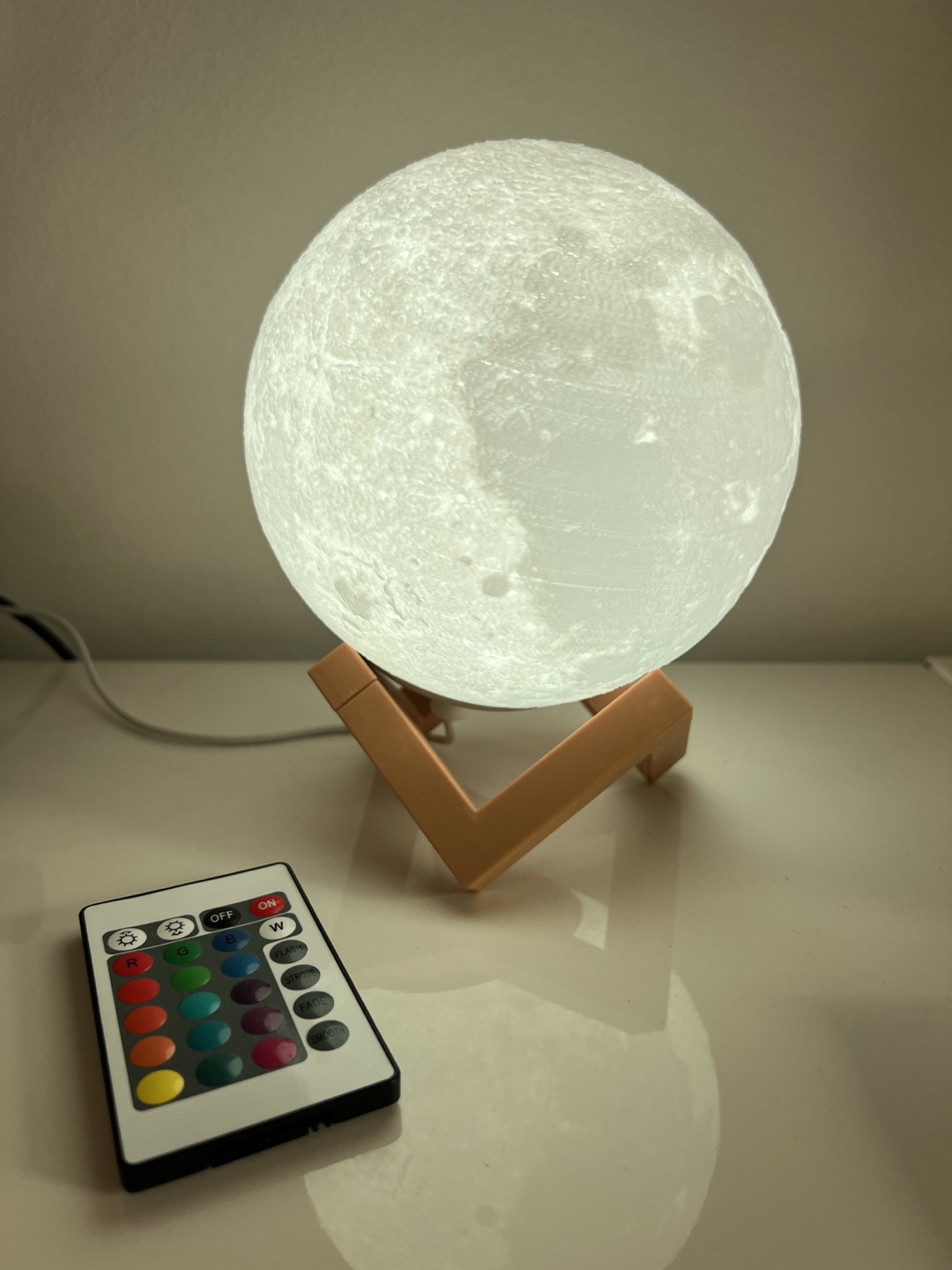 Moon Lamp with Remote Control - photo 3