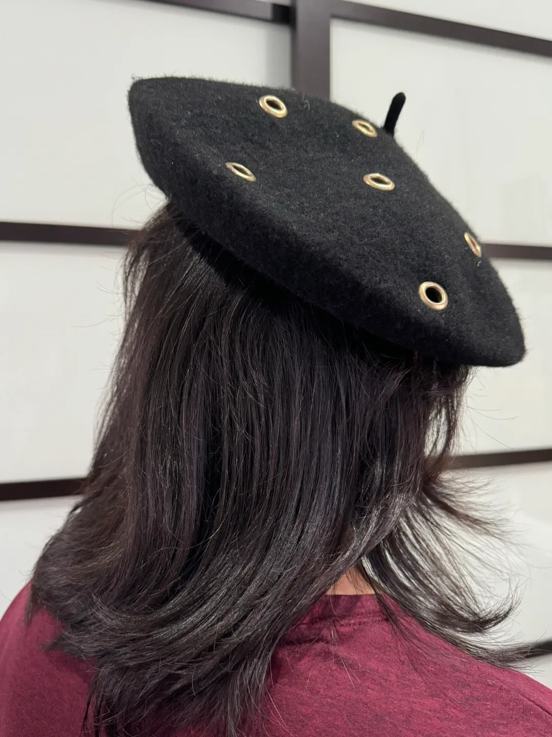 🧡 Black Beret with Gold Eyelets image indicator(4)