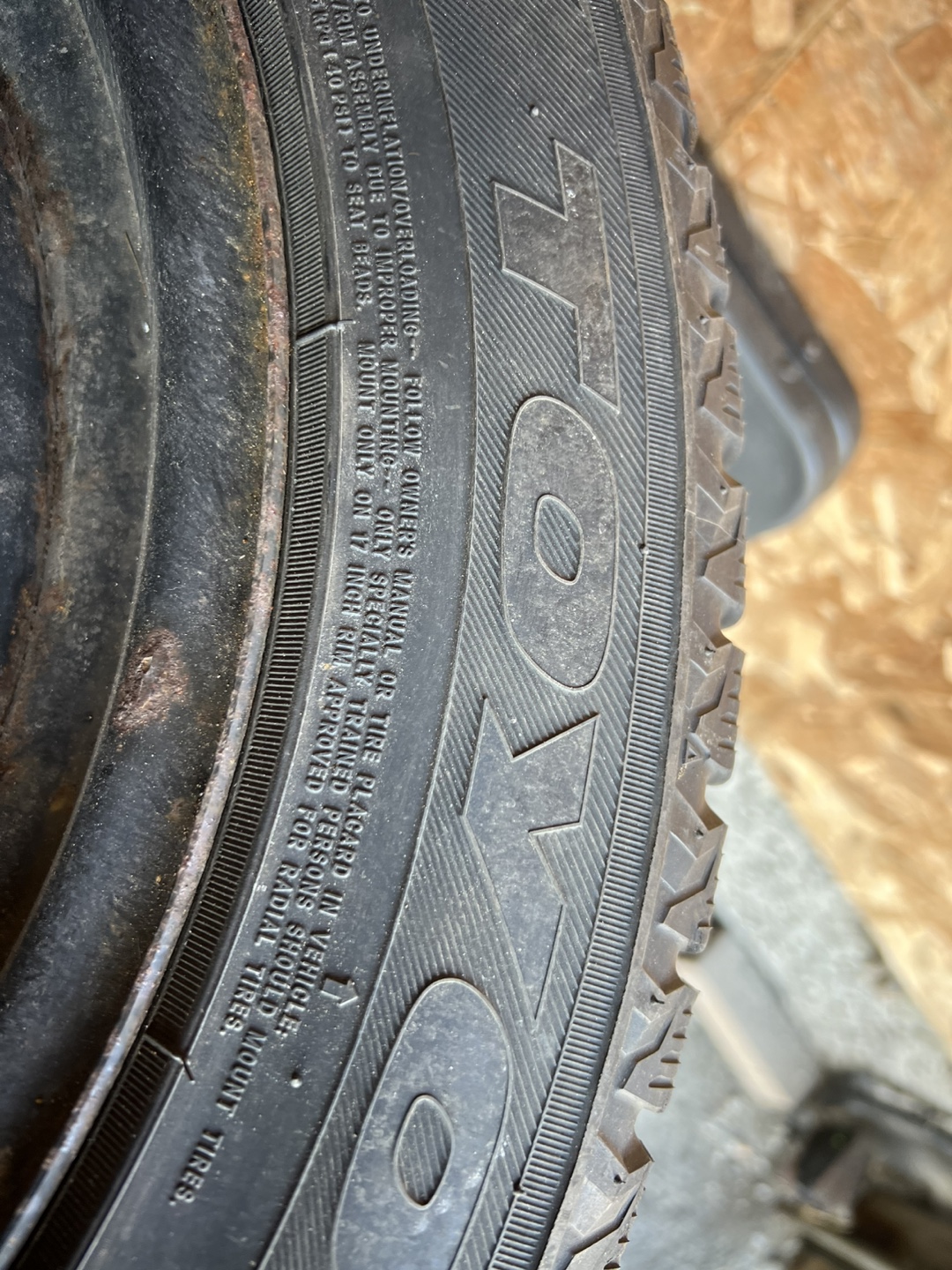 Set of 4 Winter Tires & Rims - photo 4