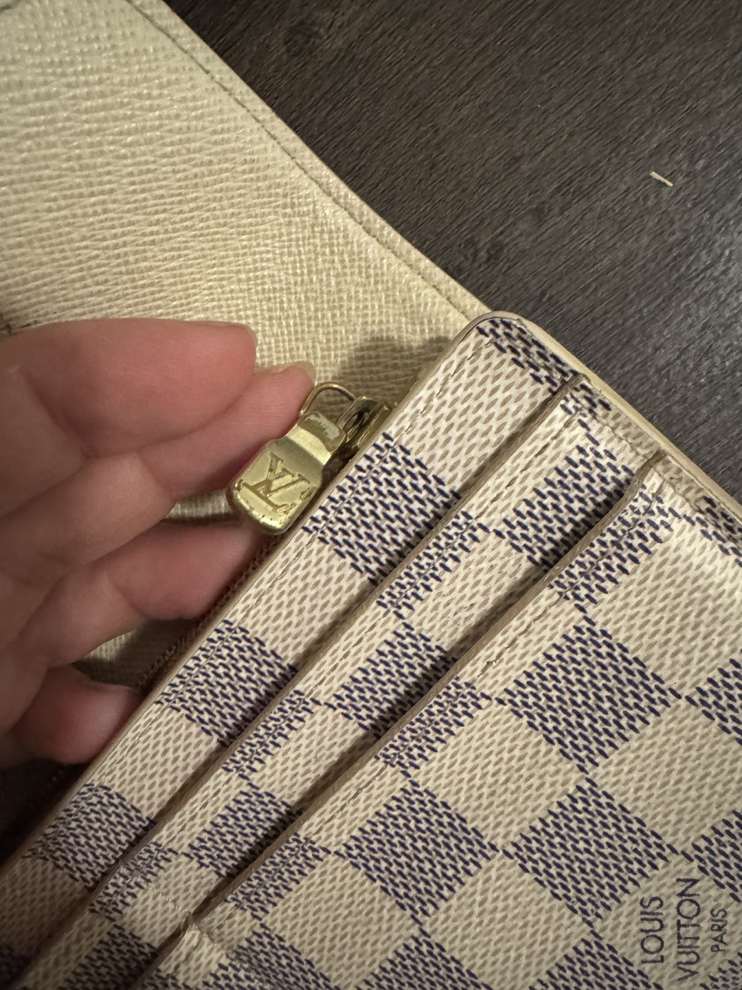 Louis Vuitton Sarah Wallet Damier Azur Canvas - photo 5