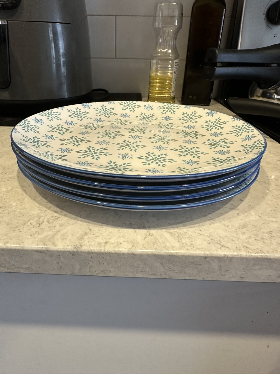 Mainstays 12-Piece Dinnerware Set