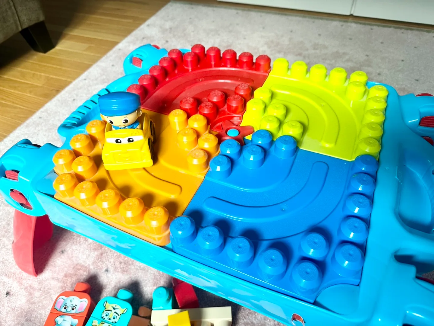 Toddler Toy - Mega Bloks Table plus extra blocks image indicator(4)