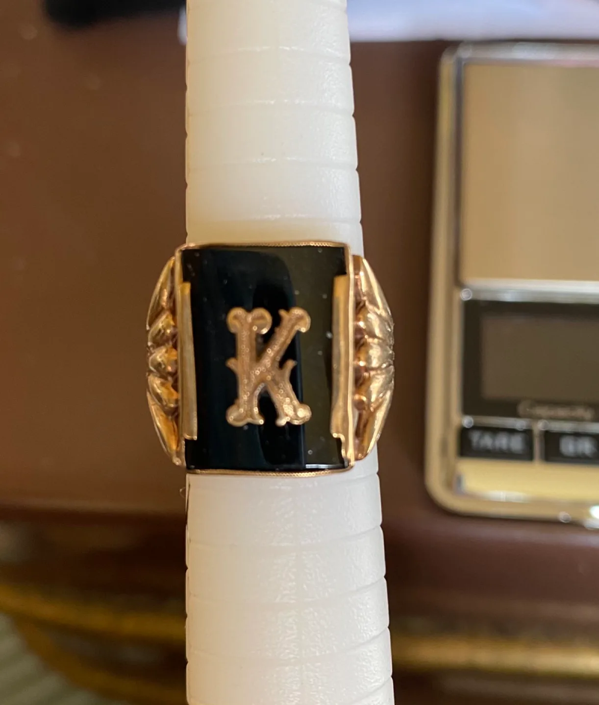 Gold Signet Ring,Black Onyx Stone Sz  9. 8 thumbnail