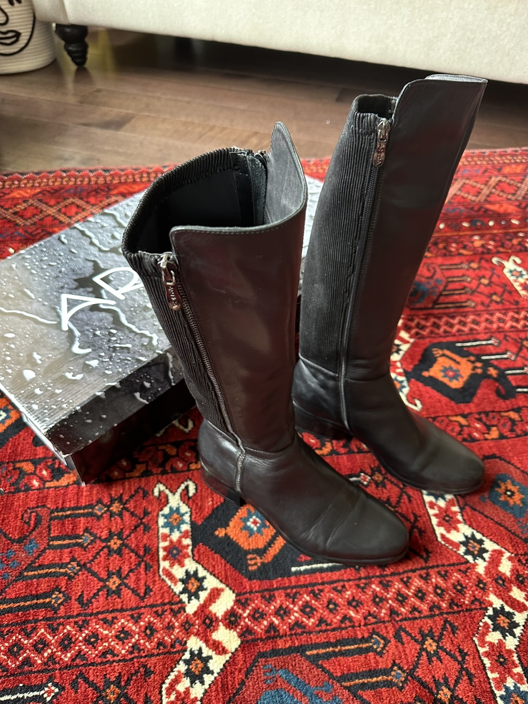 Artica Women's Black Leather Knee-High Boots Size 8 1/2 - photo 2