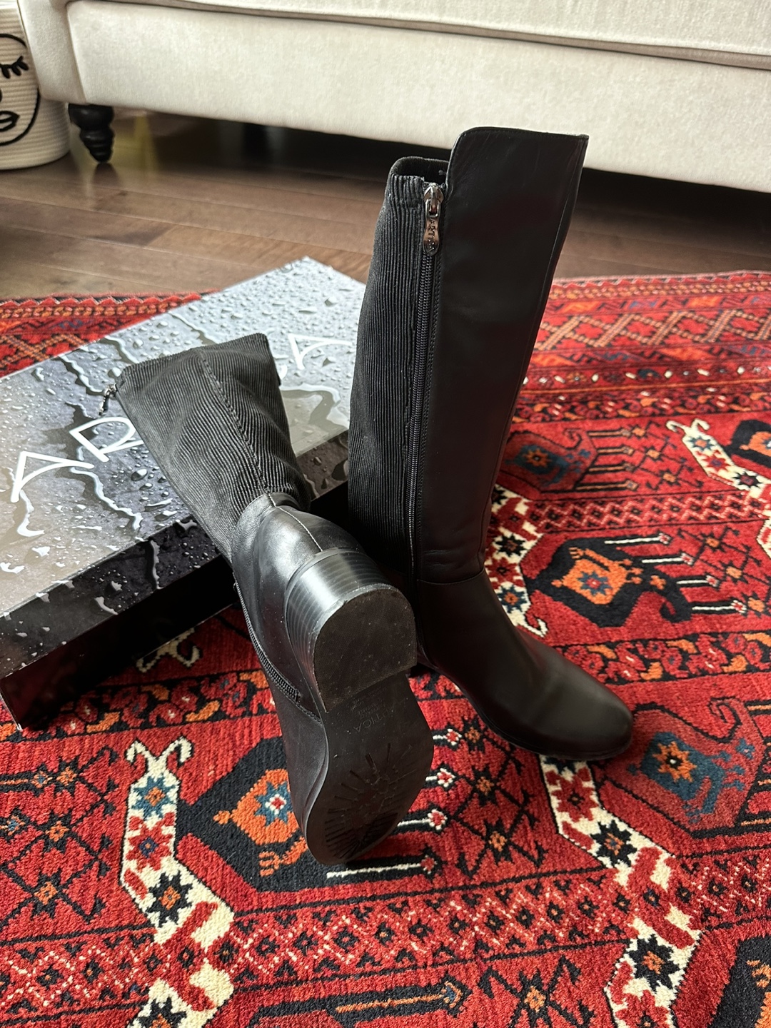 Artica Women's Black Leather Knee-High Boots Size 8 1/2 - photo 4