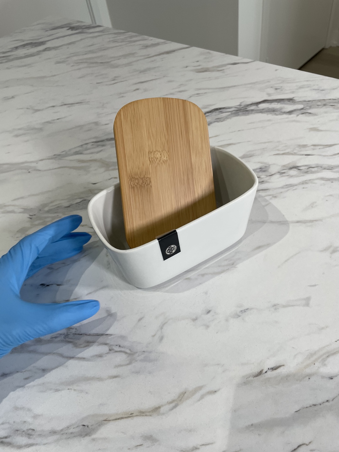 Ceramic Butter Dish with Bamboo Lid - photo 3
