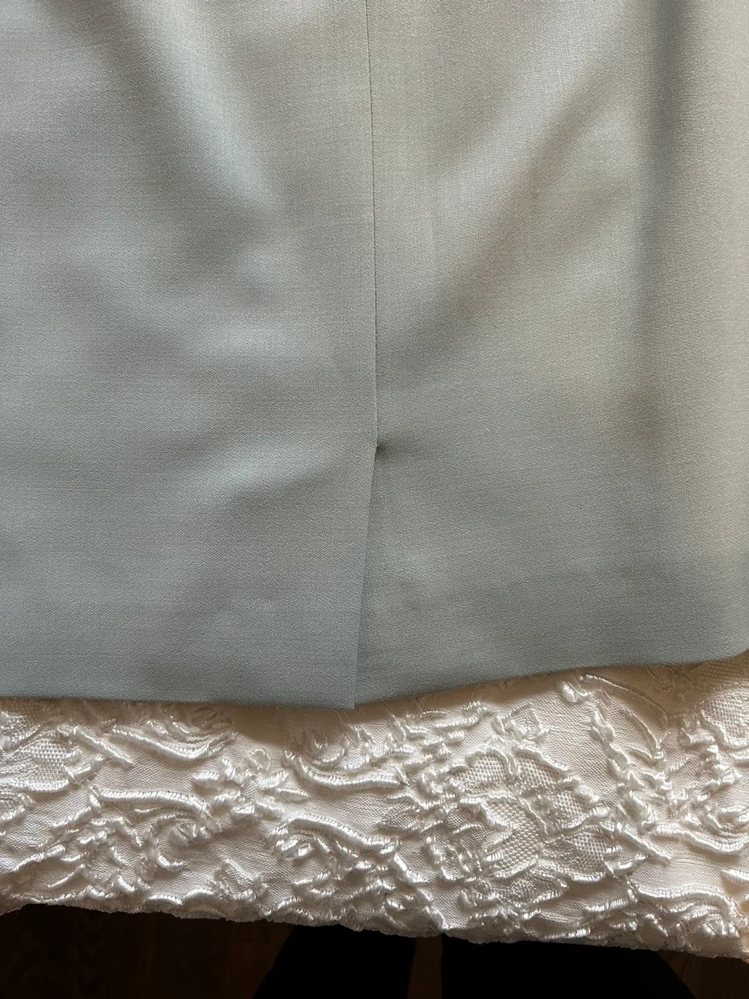 Femme de Carriere Blazer suit Jacket and skirt image indicator(4)