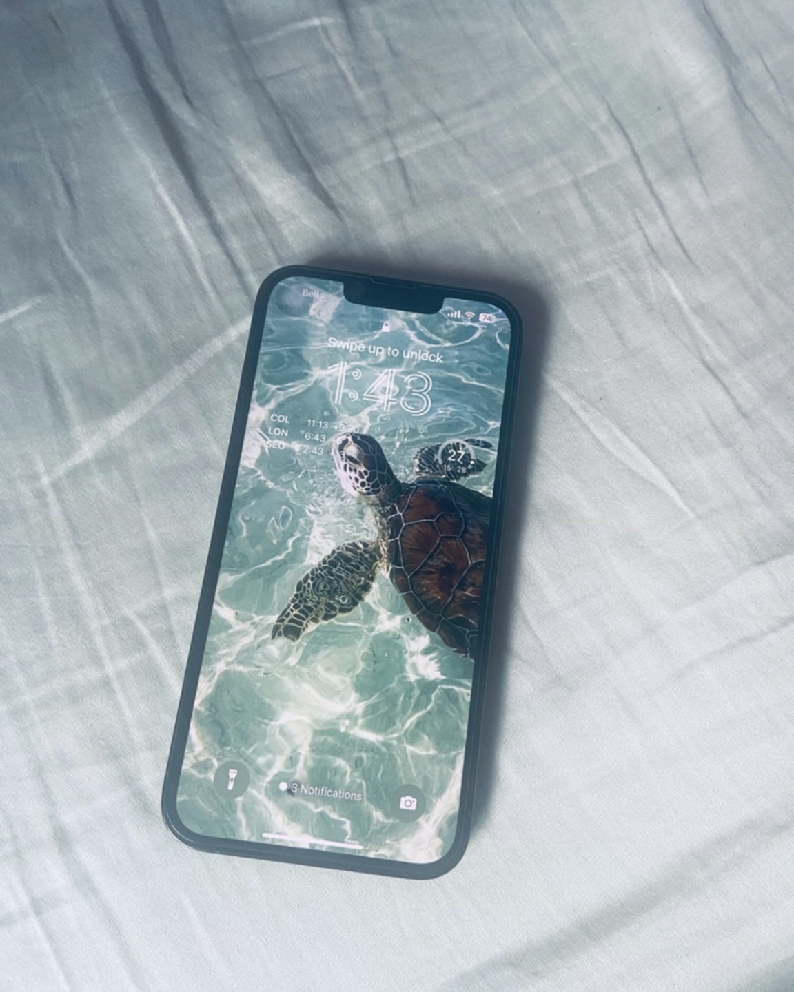 iPhone 13 Pro - photo 2
