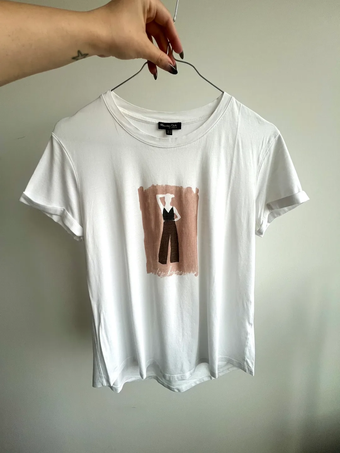 FREE GIVEAWAY 🧡 Fall Clear Out Sale🍁Massimo Dutti T-Shirt image indicator(3)