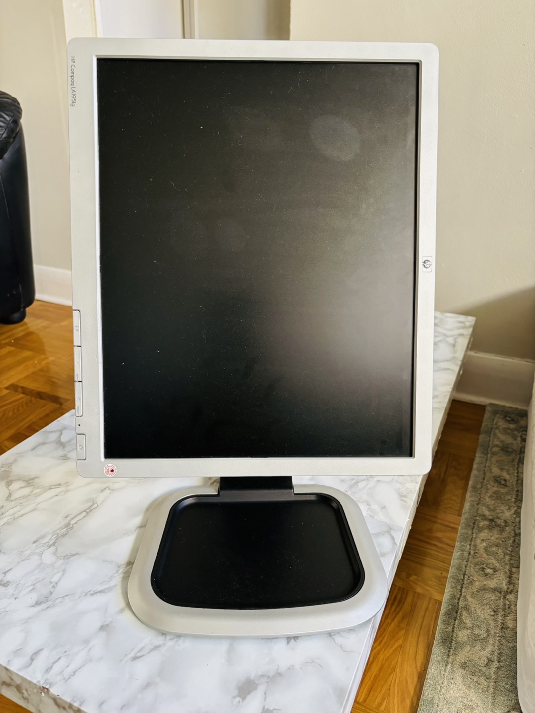 HP Compaq LA1951g 19-inch Monitor - photo 3