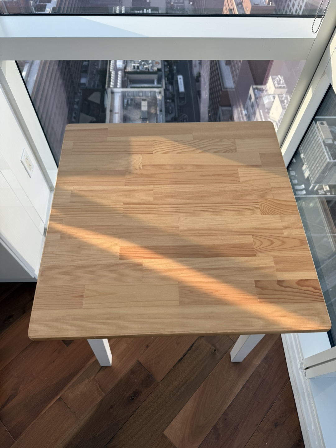 IKEA Small Pinntorp Table - photo 2