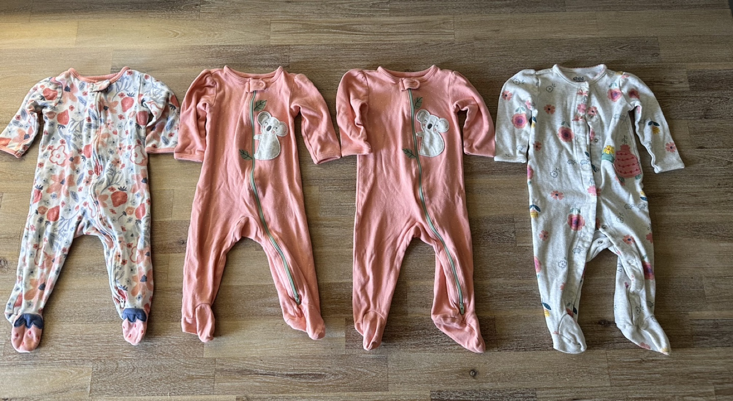 15 baby sleepers, 6-9 months.