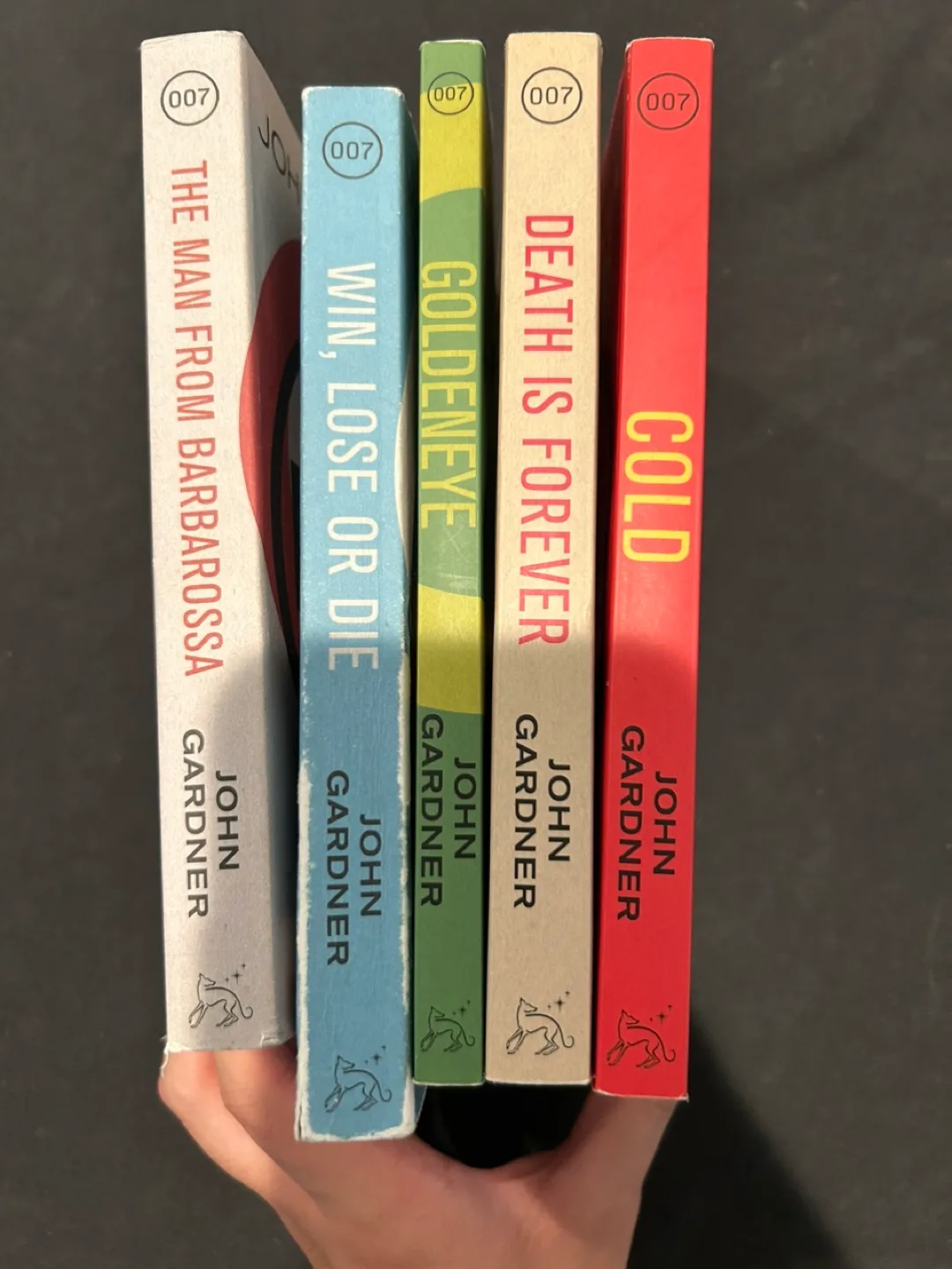 Great PRICE 10 UK James Bond Bks Gardner/Horowitz/Cole/Sherwood image indicator(4)