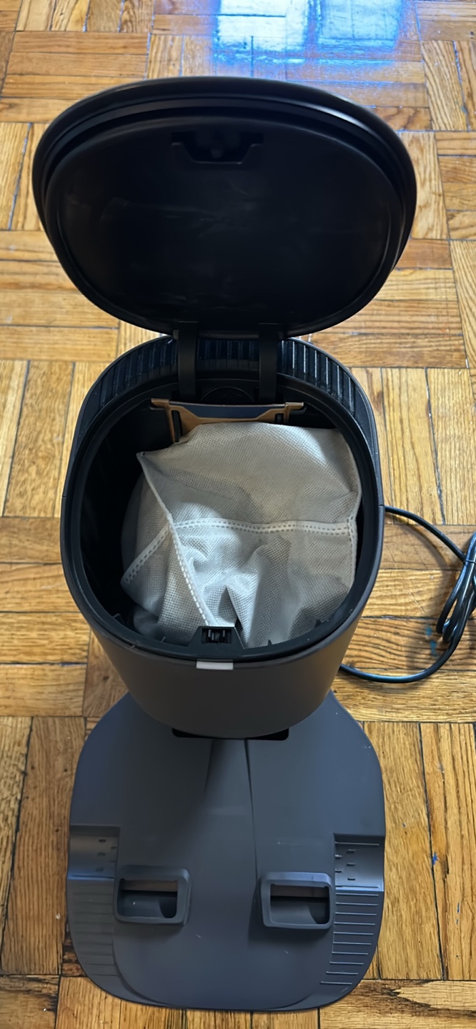 Roborock Robot Vacuum plus mopping and Charging Station - photo 4