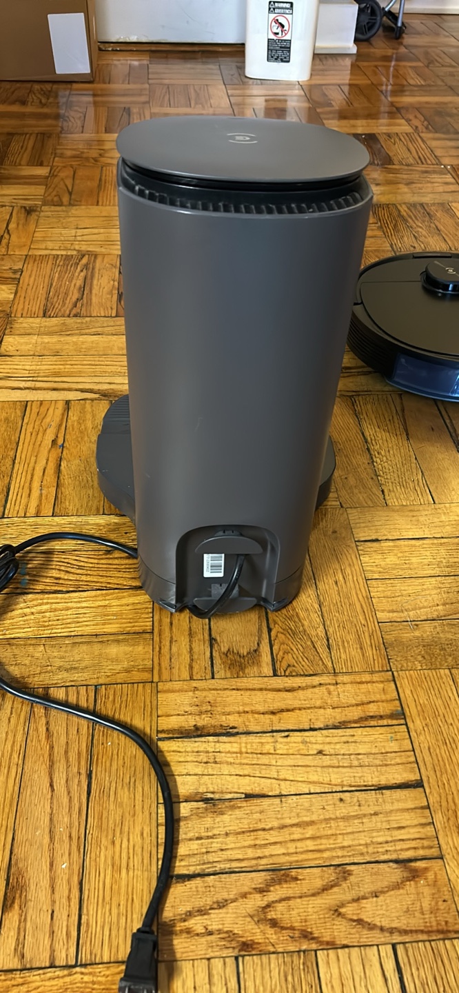 Roborock Robot Vacuum plus mopping and Charging Station - photo 3