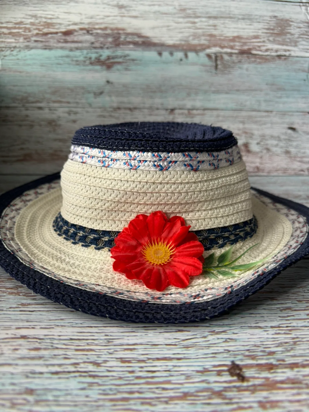 Blue and White Straw Hat with Flower image indicator(6)