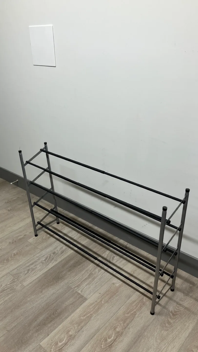 Shoe Rack - adjustable image indicator(2)