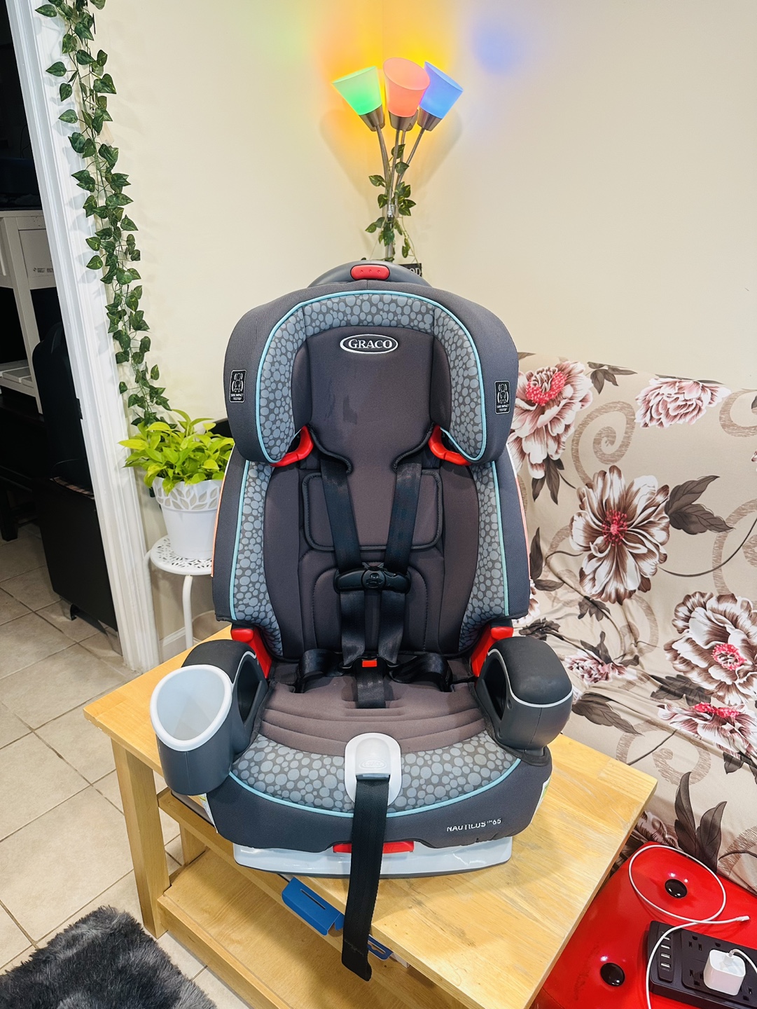 Graco Nautilus 65 LX  Car Seat