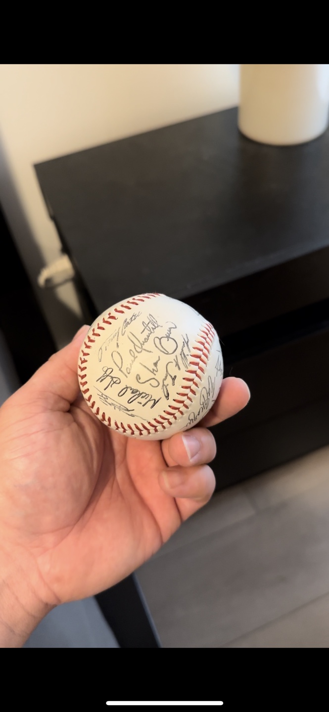 Blue Jays 1996 Team Signed Baseball - photo 3