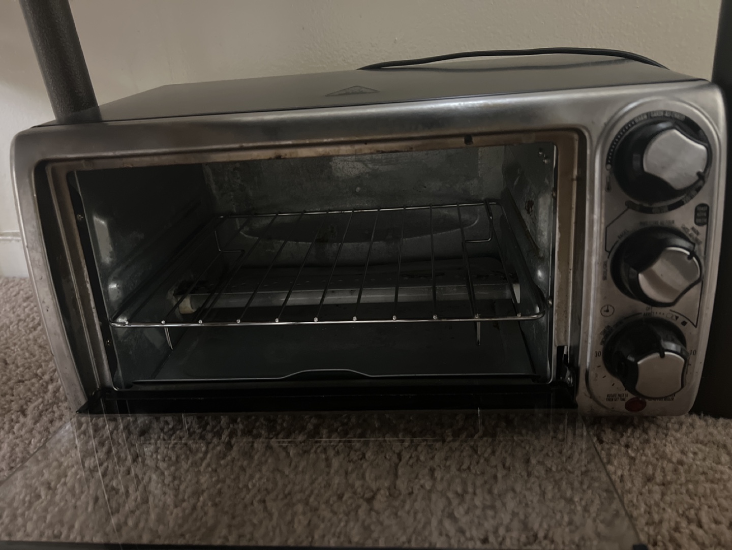Hamilton Beach Toaster Oven - photo 2