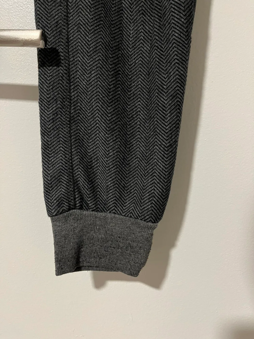 Grey Herringbone Jogger Pants 🧡 image indicator(3)