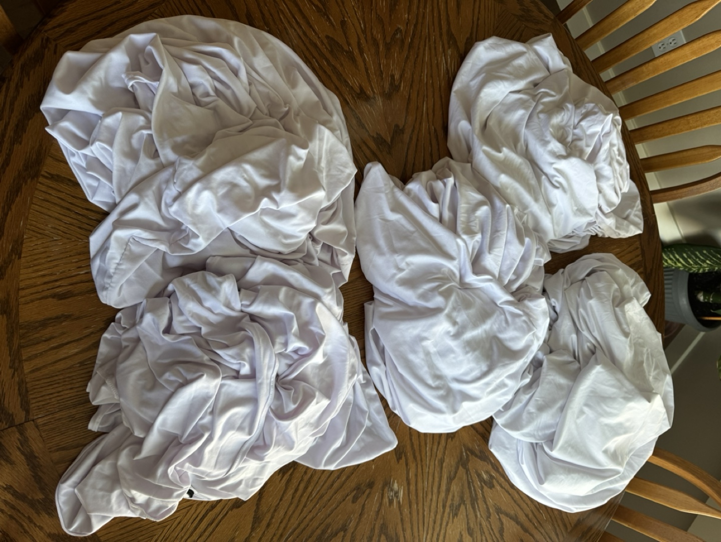 White Table Cover - photo 5