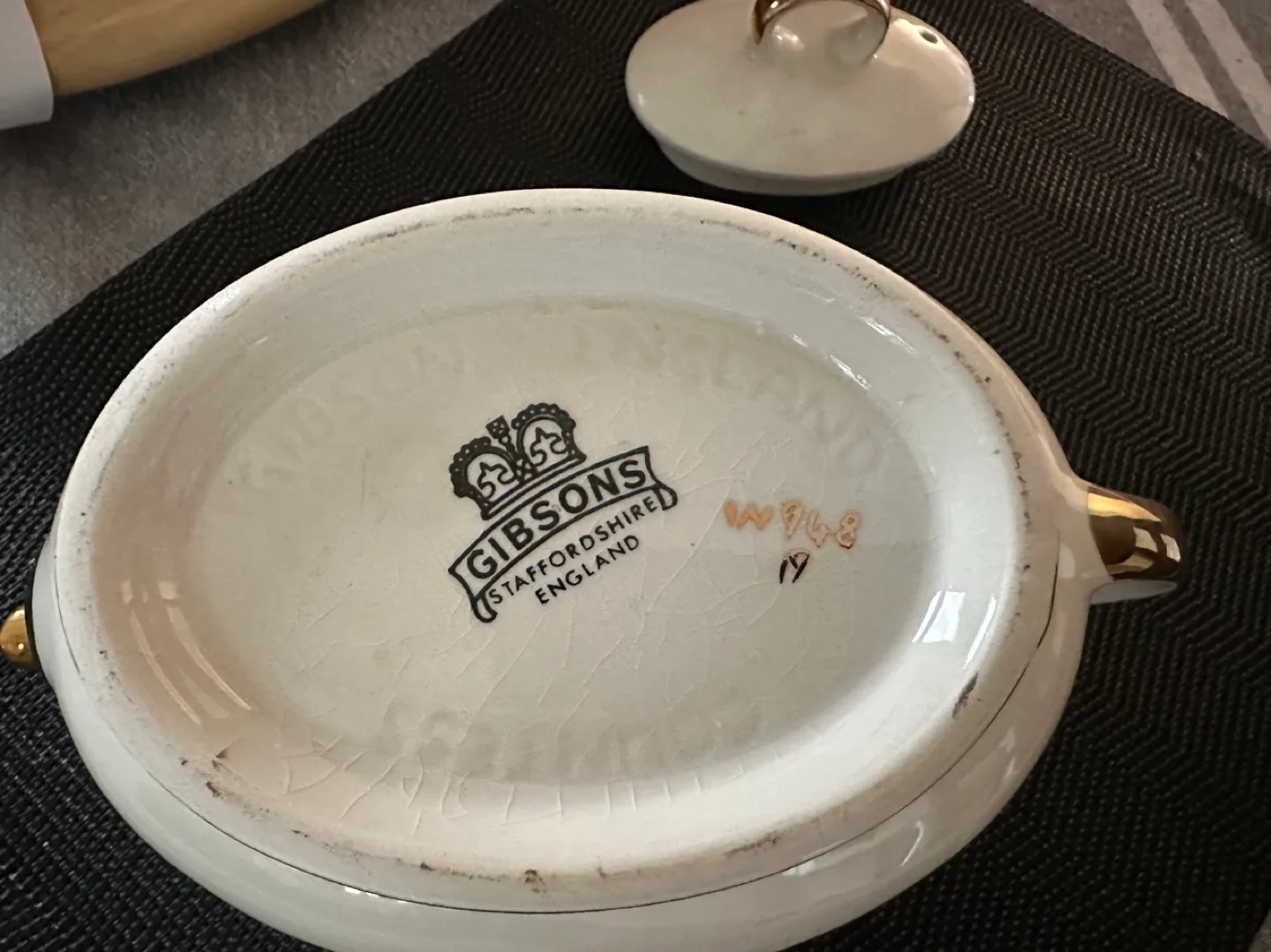 Vintage Gibson's Teapot image indicator(2)