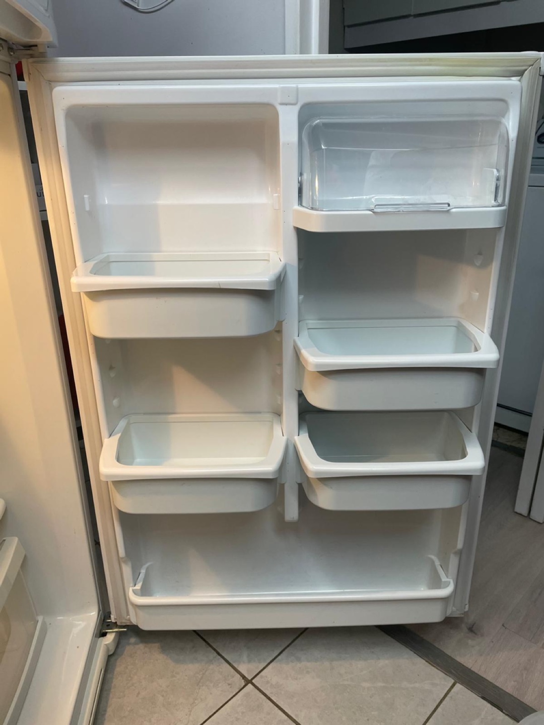 Maytag Top Freezer Refrigerator - photo 5