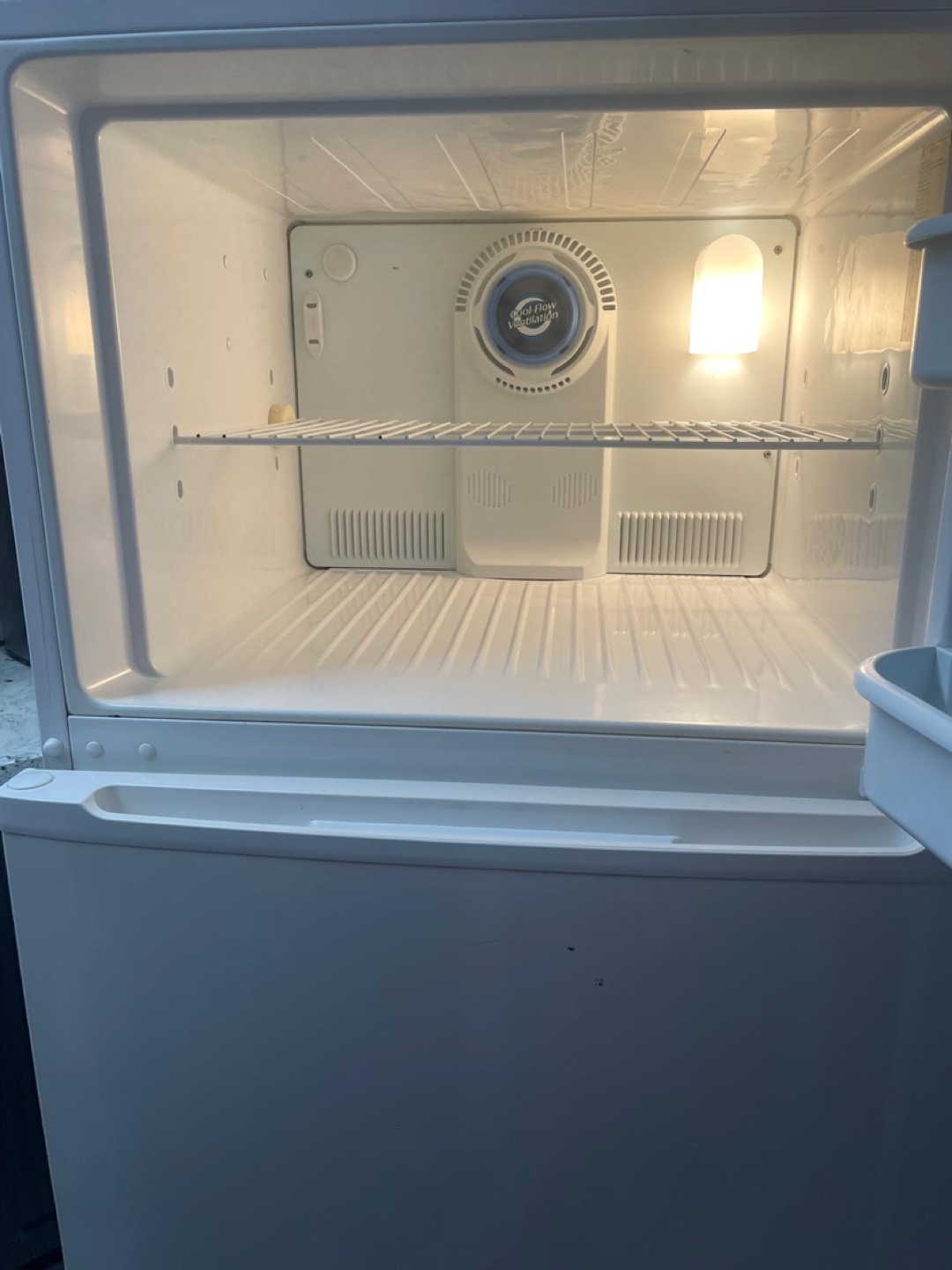 Maytag Top Freezer Refrigerator - photo 4