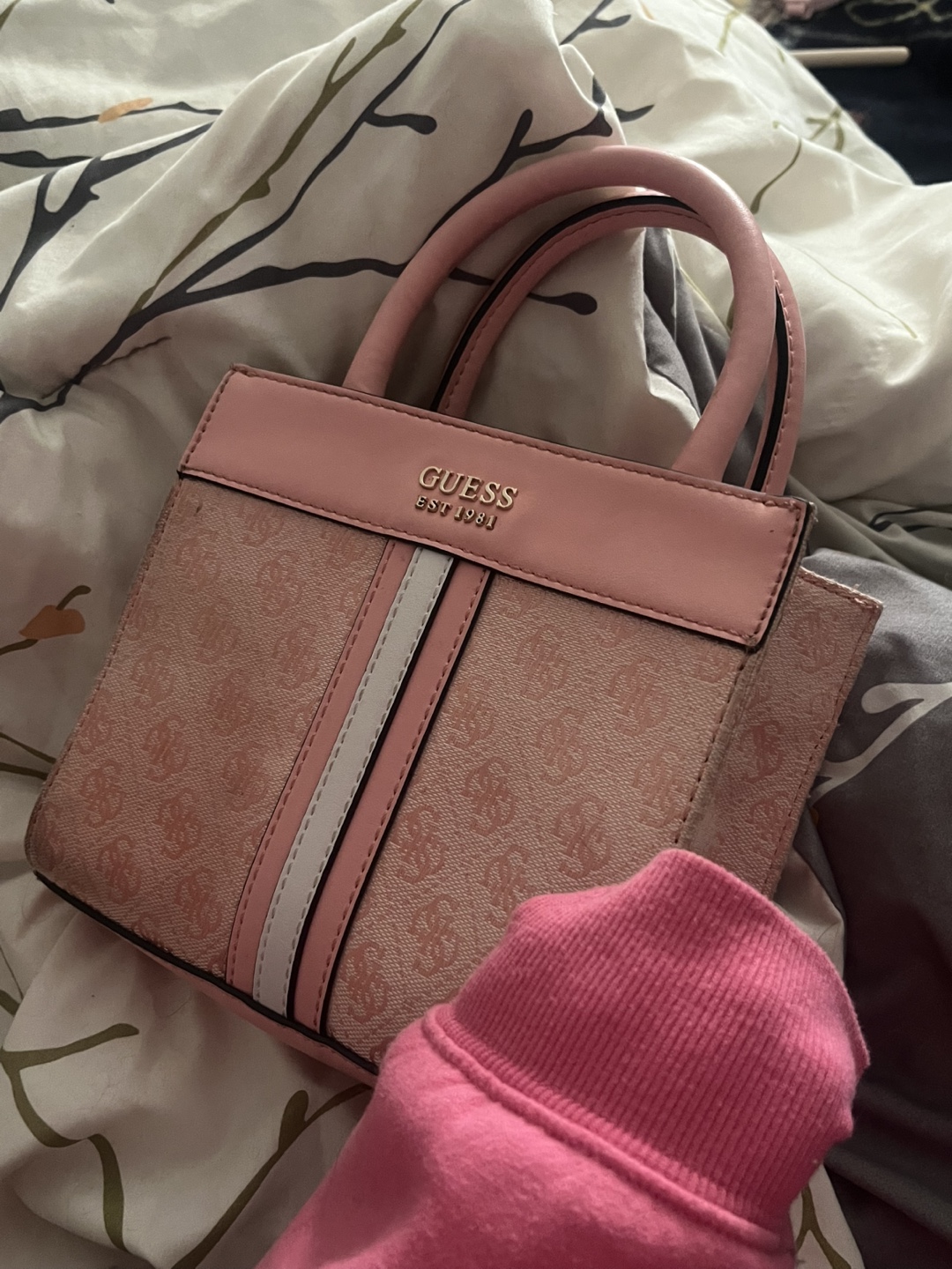 🩷 Baby pink Guess handbag - photo 2