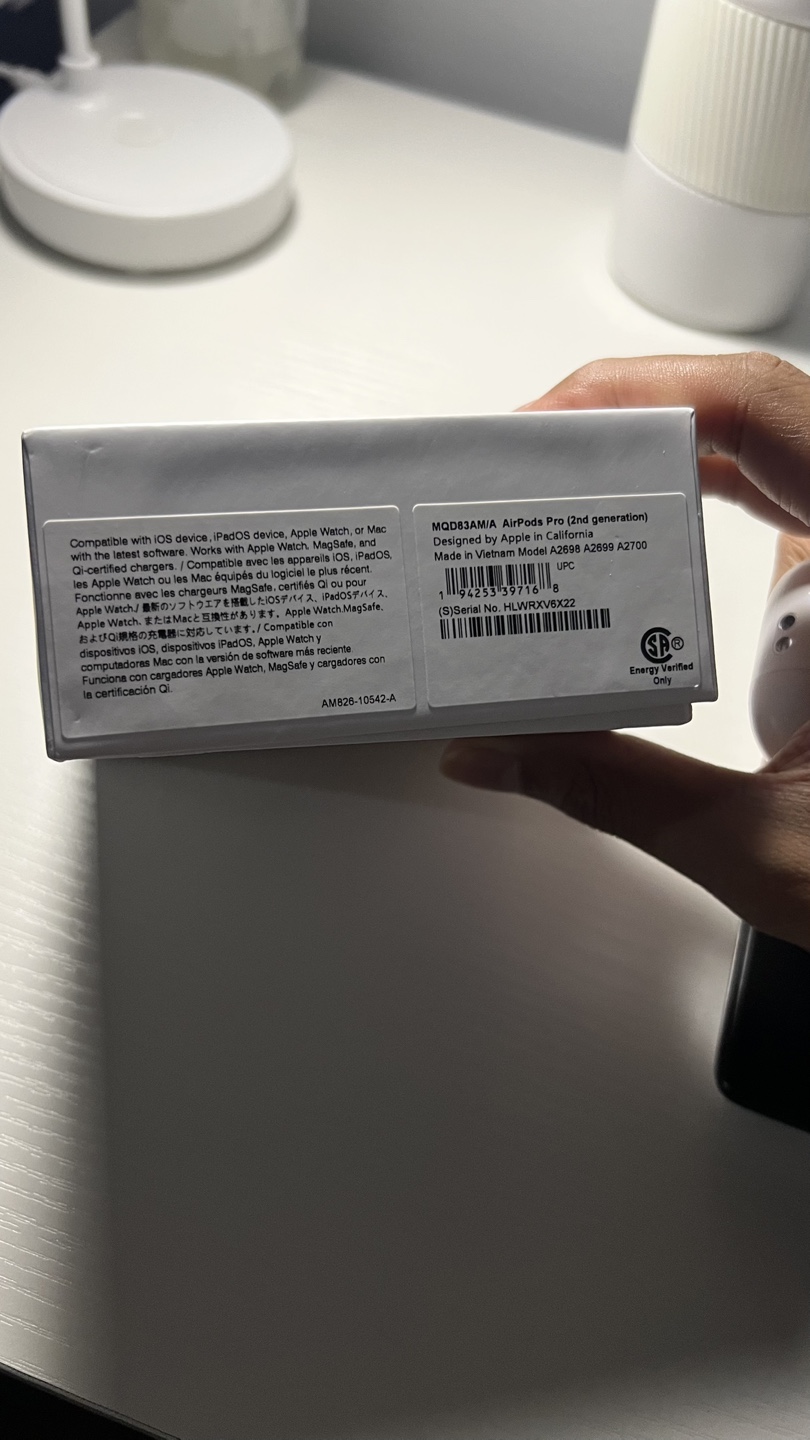 Apple AirPods Pro (2nd Generation) - photo 4