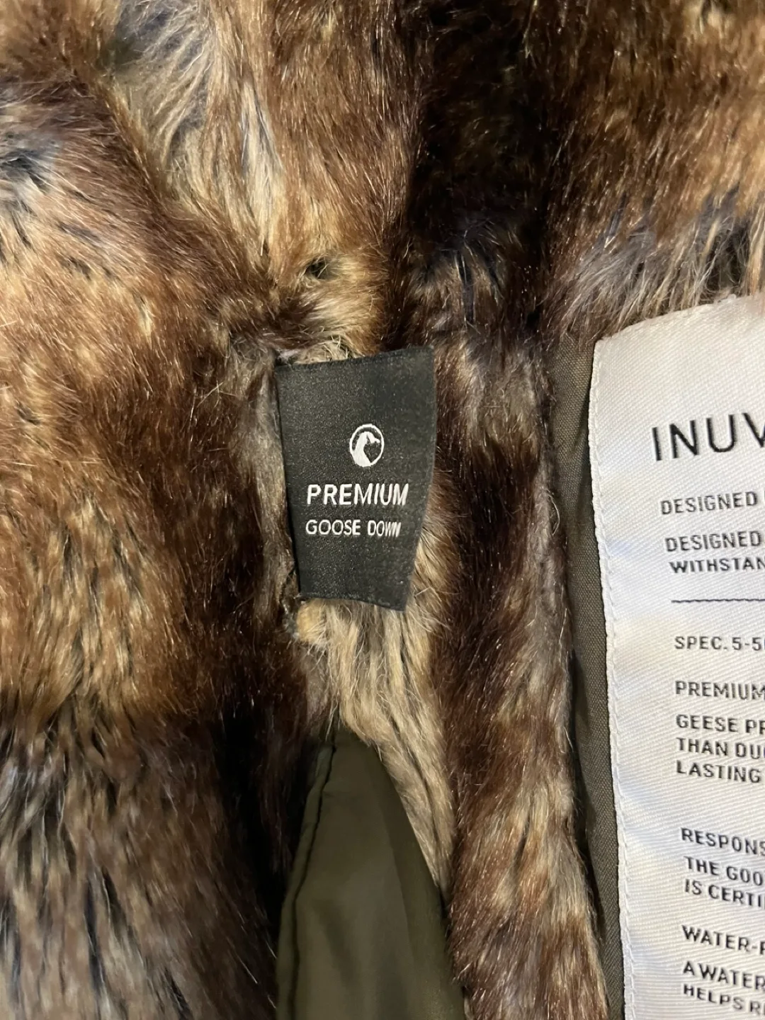 Aritzia Community Inuvik Parka image indicator(6)