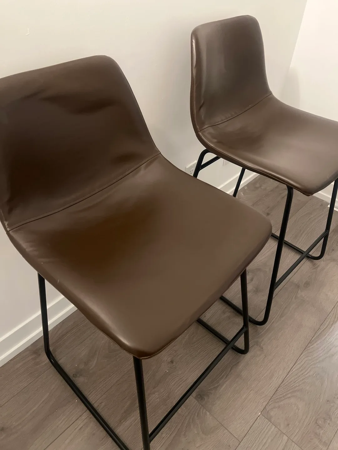 Set of 2 Brown Counter Stools image indicator(3)