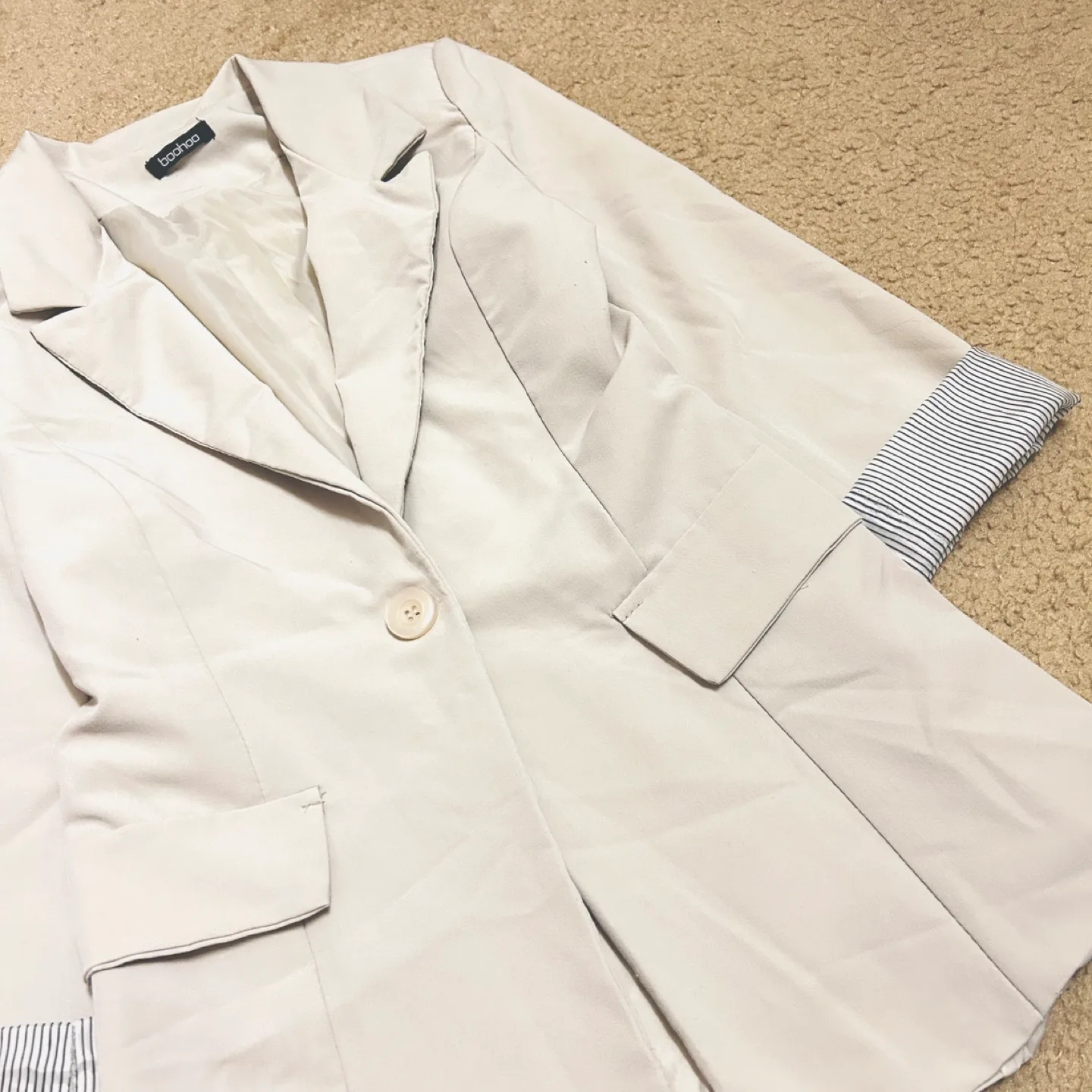 Cream Blazer with Stripe Cuffs image indicator(3)