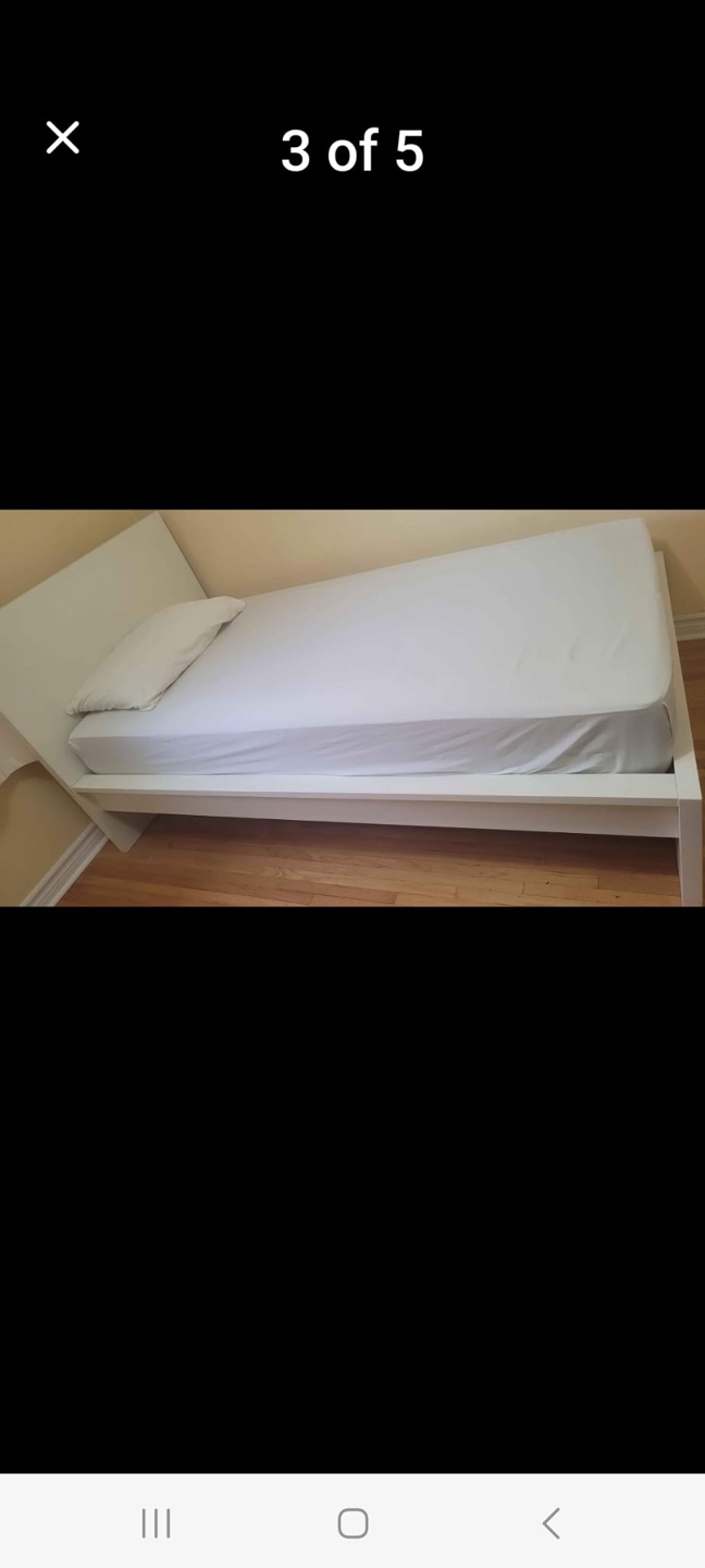 Single Platform Bed Frame with matress - photo 2