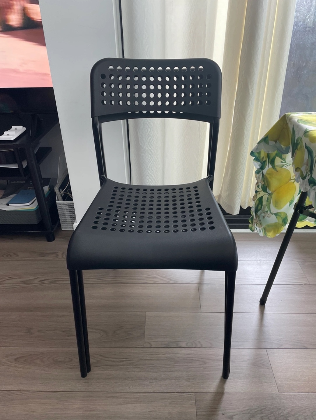 MOVE OUT SALE - IKEA - ADDE CHAIR BLACK (SET OF 2) - photo 2