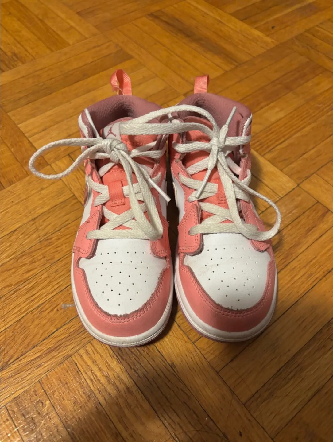 Nike Jordan 1 Mid Toddler 10C Sneakers image indicator(2)