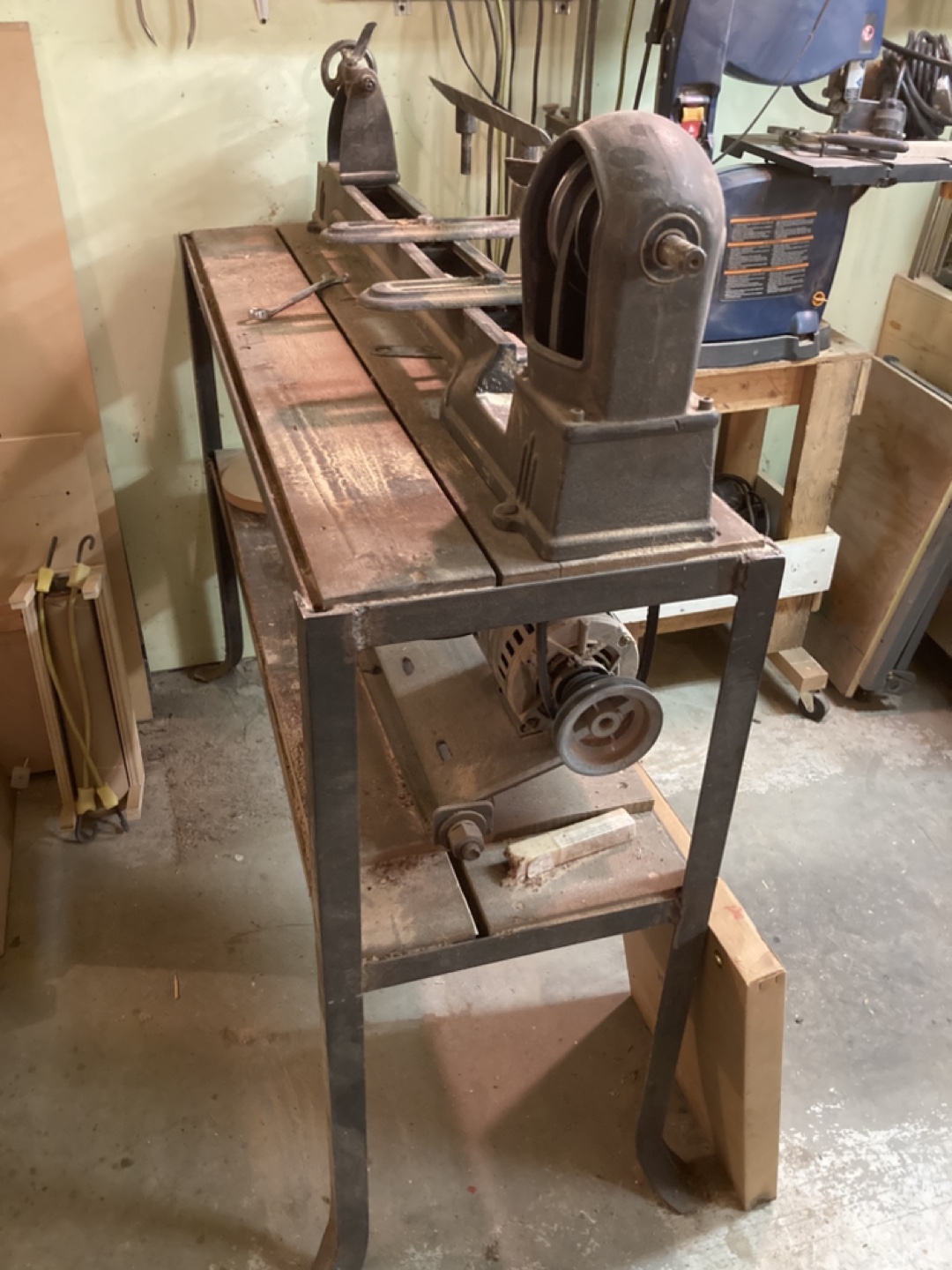 Vintage Rockwell F.S.S. Wood Lathe - photo 2