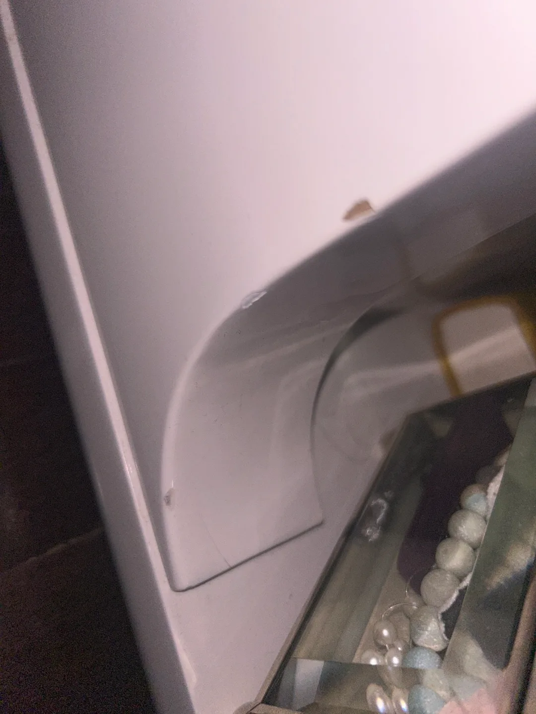 White Coffee Table image indicator(3)