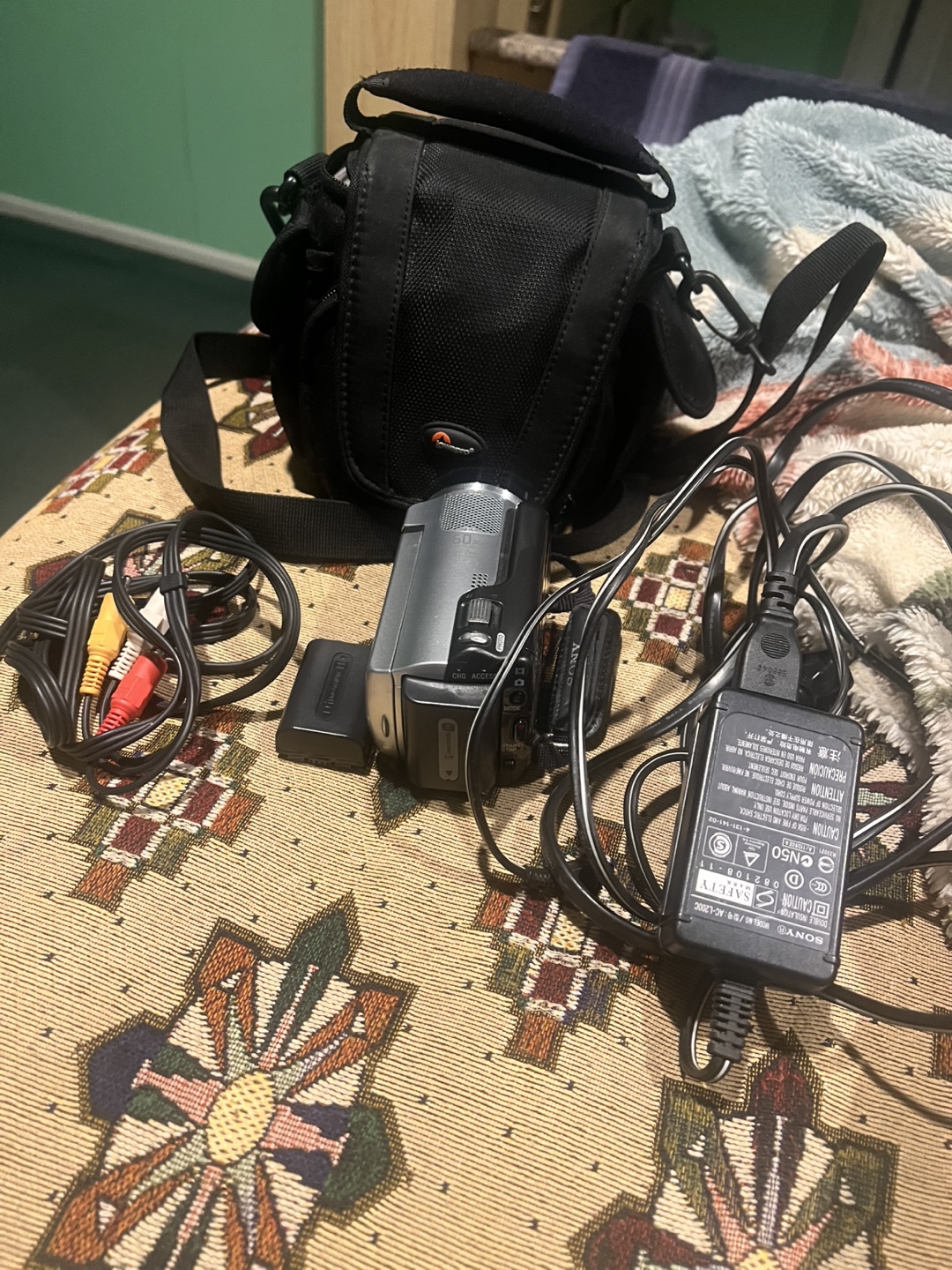 Sony Handheld Camcorder with Accessories - photo 3