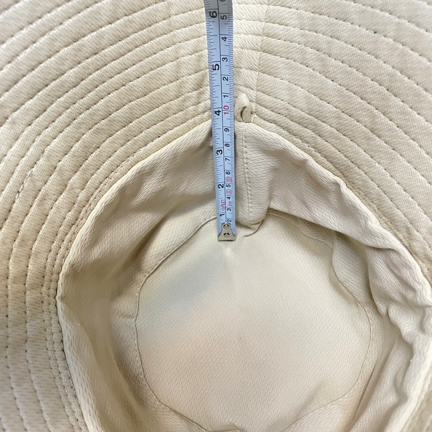 🧡Reversible Black /Tan Bucket Hat Detachable Straps image indicator(7)