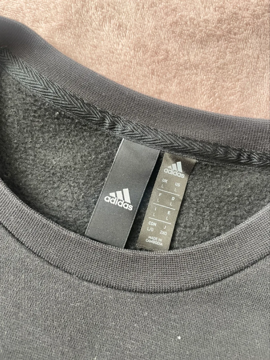 Cropped Sweaters image indicator(5)