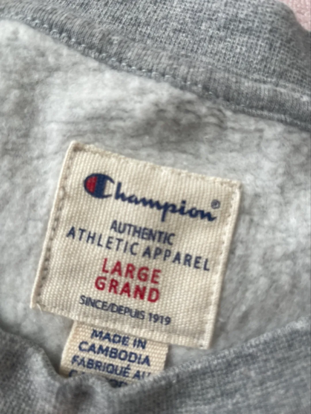 Cropped Sweaters image indicator(7)