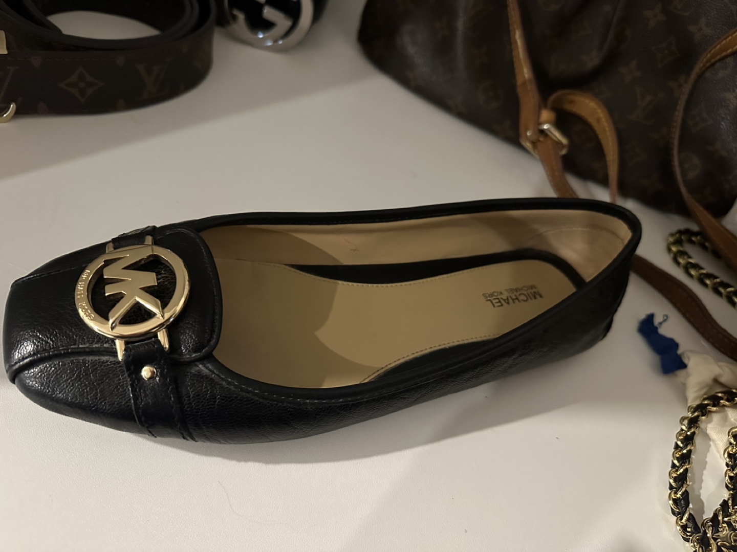 Michael Kors Black Leather Flats - photo 2