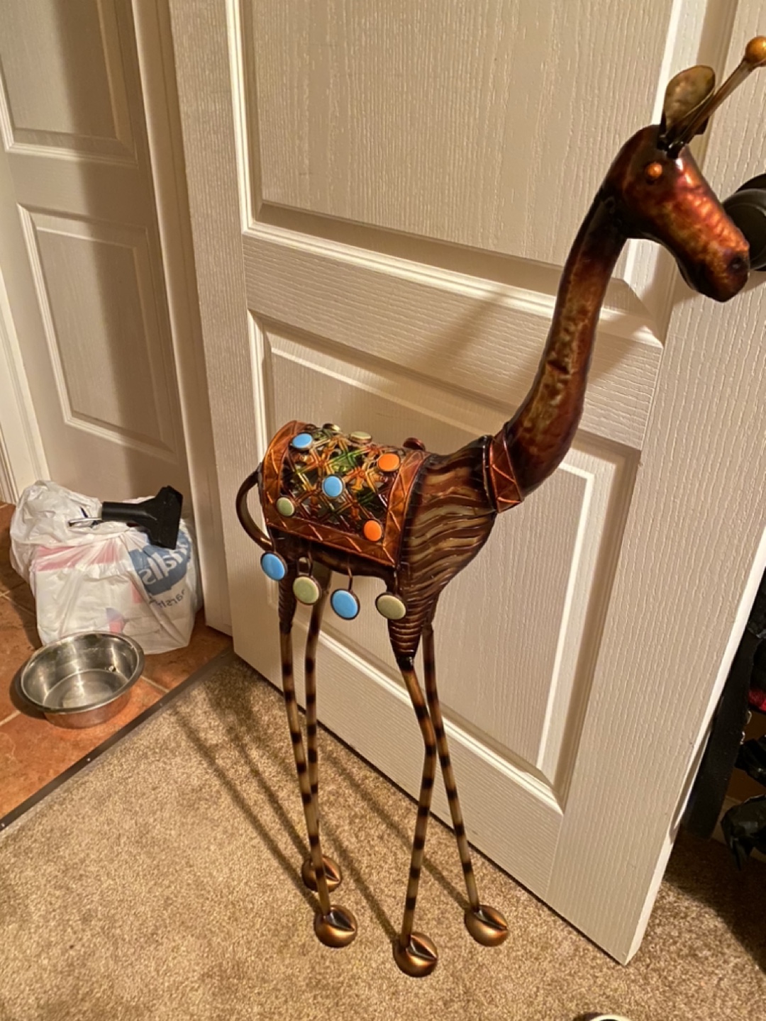 Gorgeous recycled Metal Giraffe Sculpture