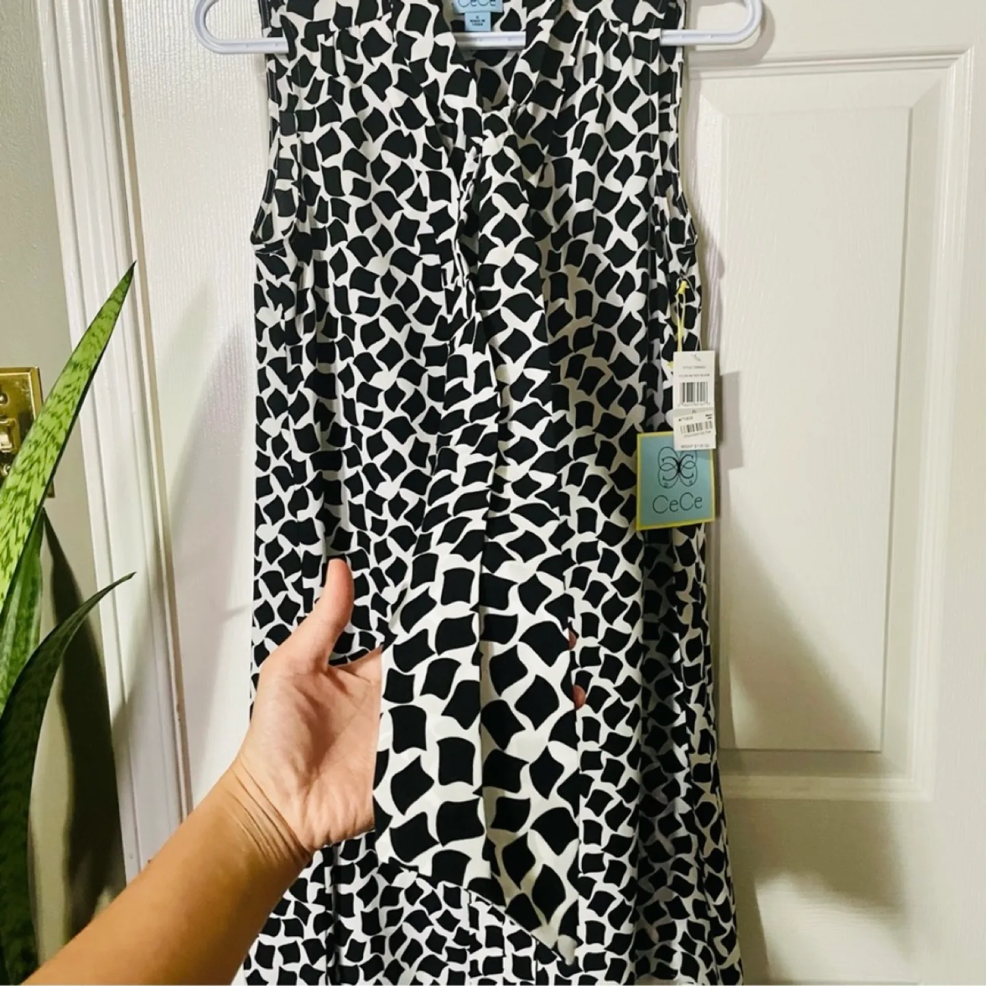 CeCe A-Line Shift Dress White w/Black Patterns with Tie Neck image indicator(4)