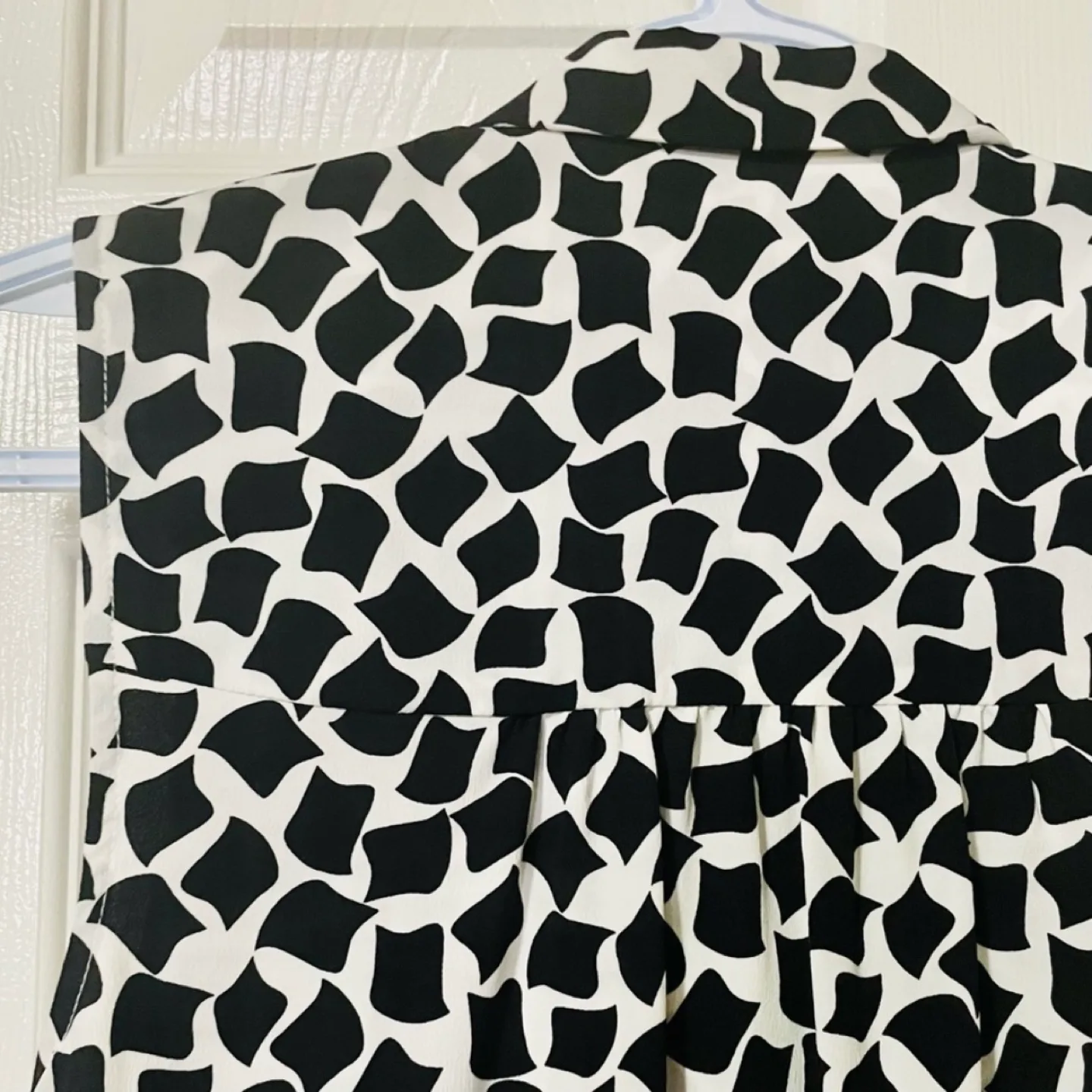 CeCe A-Line Shift Dress White w/Black Patterns with Tie Neck image indicator(7)