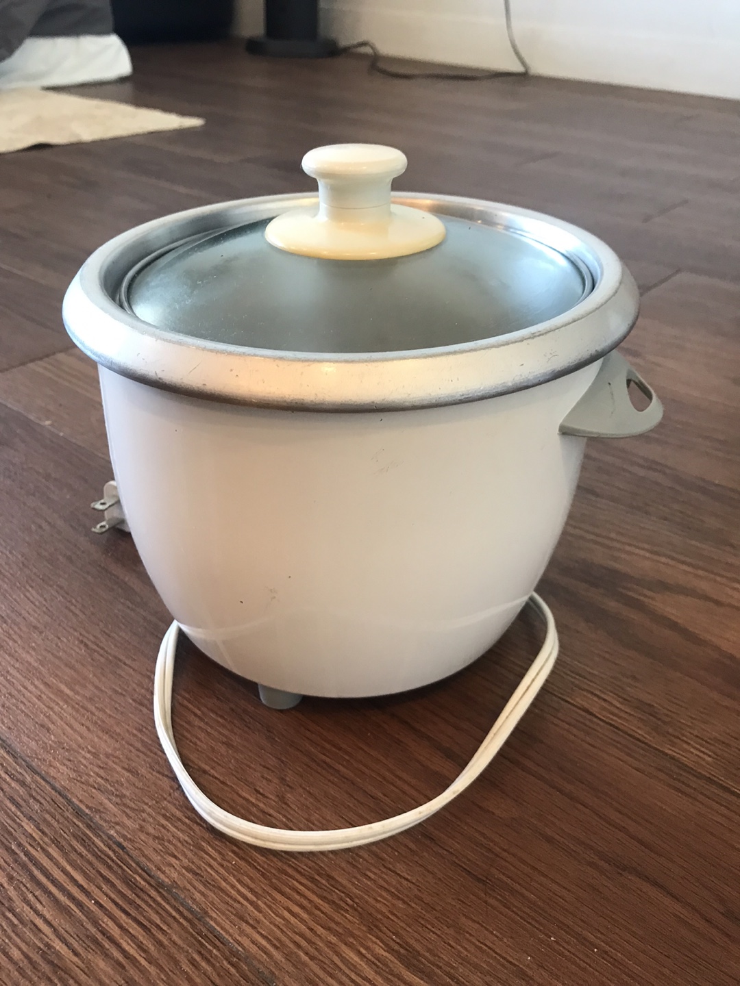 Black & Decker small electric Rice Cooker - photo 3